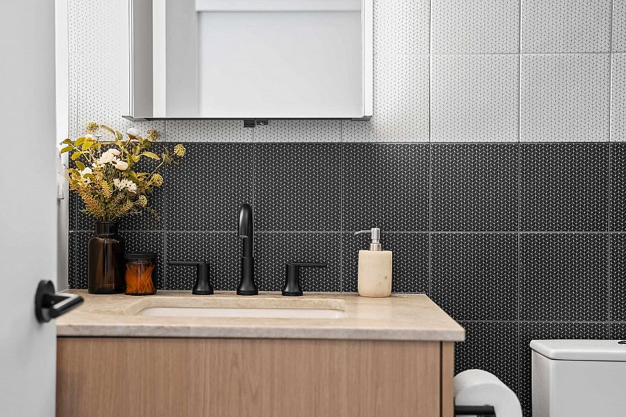 1331 Cotton Drive Vancouver, BC - 26