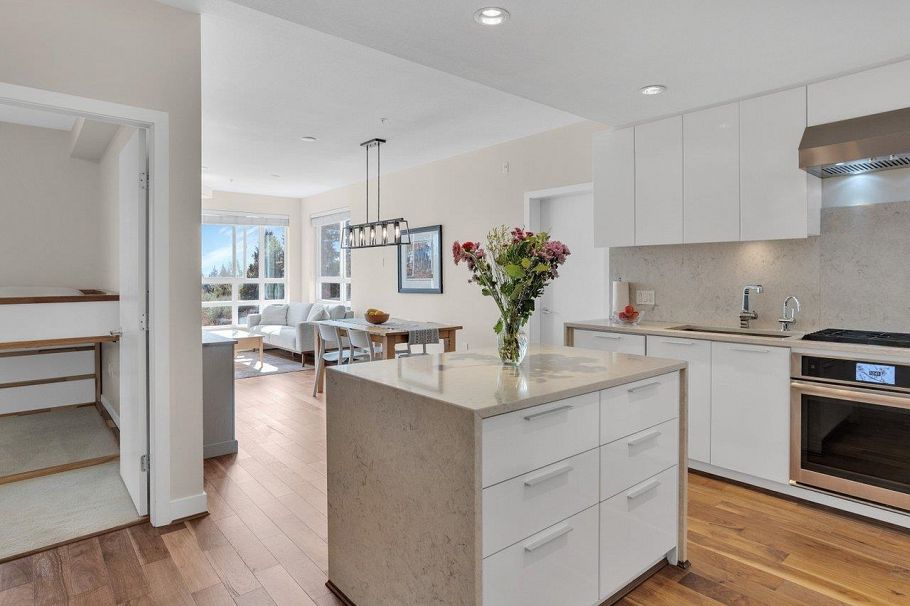 611 3462 Ross Drive Vancouver, BC - 12