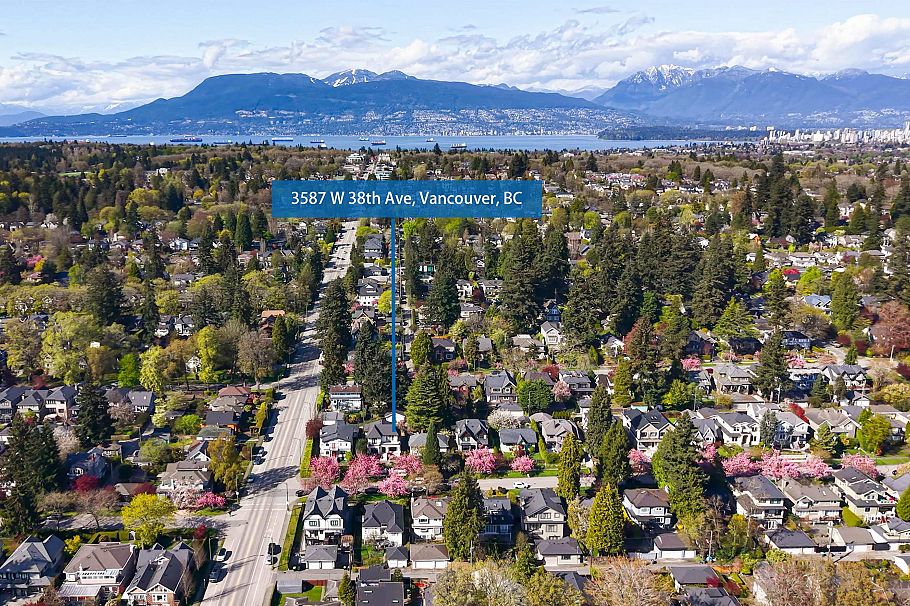 3587 W 38th Avenue Vancouver, BC - 40
