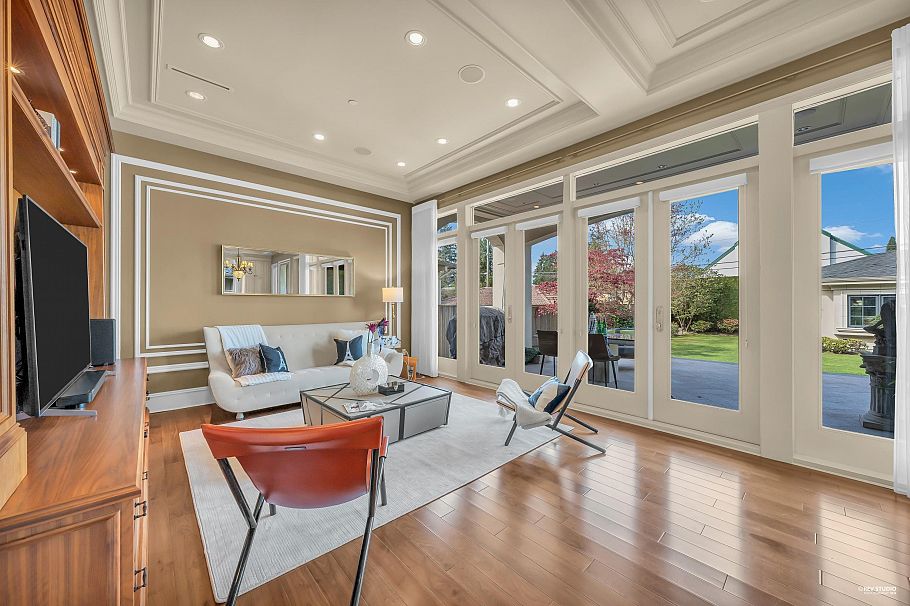 6963 Fremlin Street Vancouver, BC - 23