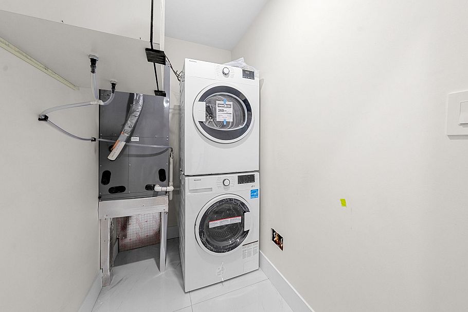 3 3581 Haida Drive Vancouver, BC - 24