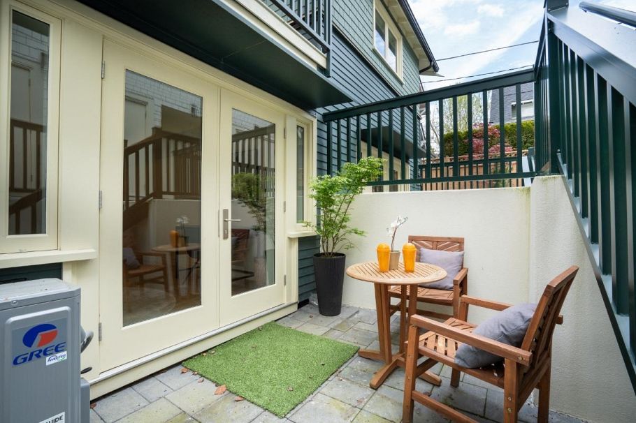 2012 W 15th Avenue Vancouver, BC - 31