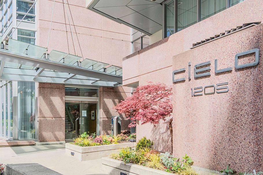 2503 1205 W Hastings Street Vancouver, BC - 2