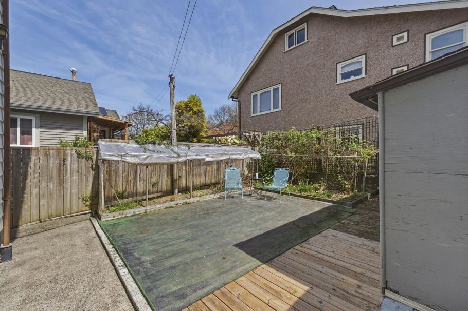 370 N Kootenay Street Vancouver, BC - 27