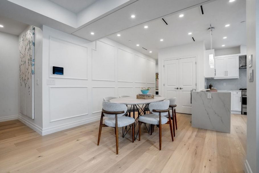 2012 W 15th Avenue Vancouver, BC - 17