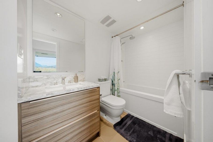 602 1550 Fern Street North Vancouver, BC - 12