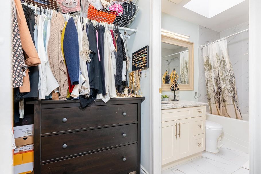 D 3439 E 43rd Avenue Vancouver, BC - 17