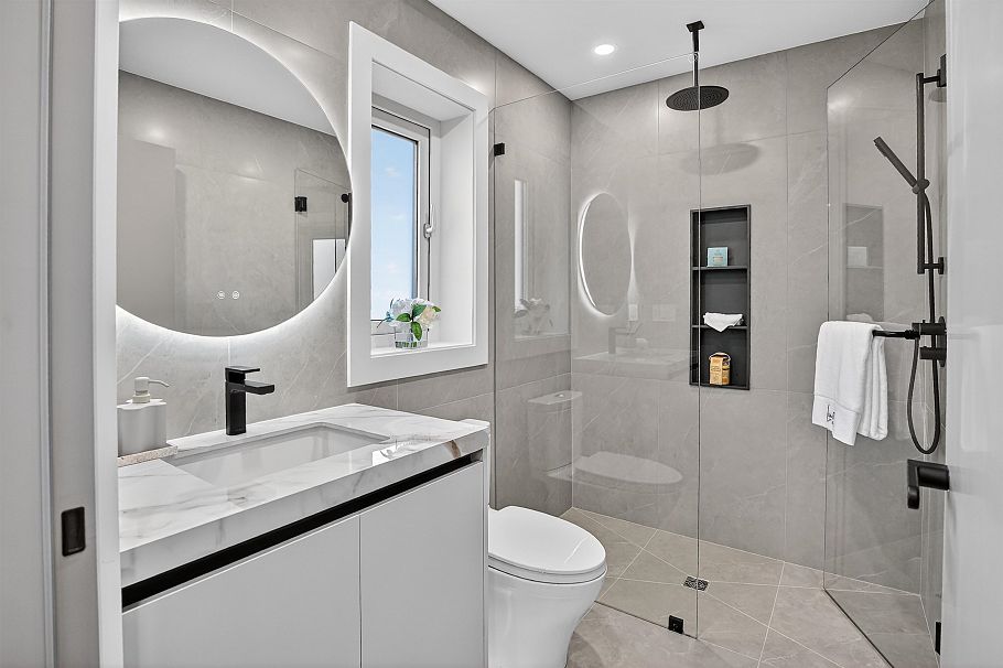 3546 W 35th Avenue Vancouver, BC - 13