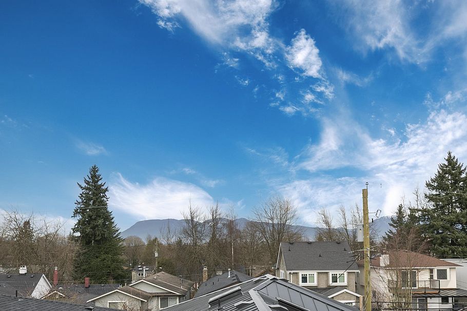 2 4023 W 18th Avenue Vancouver, BC - 36