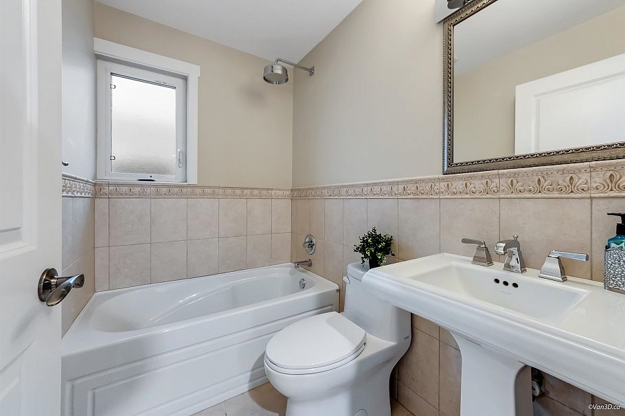 6167 Commercial Street Vancouver, BC - 15