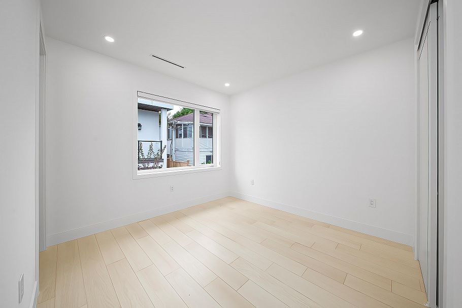 5593 Fleming Street Vancouver, BC - 22