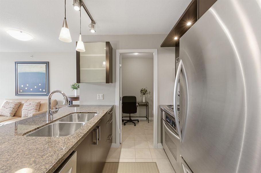 502 1650 W 7th Avenue Vancouver, BC - 6