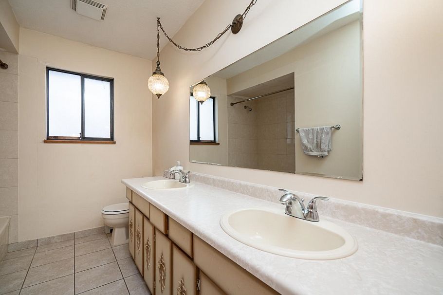 4332 Victoria Drive Vancouver, BC - 18