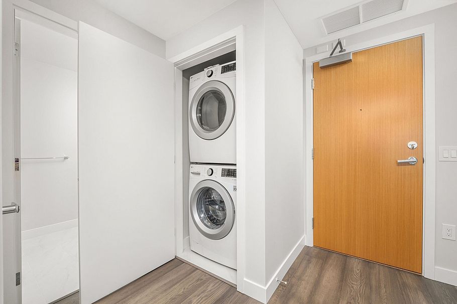 1303 5410 Shortcut Road Vancouver, BC - 17