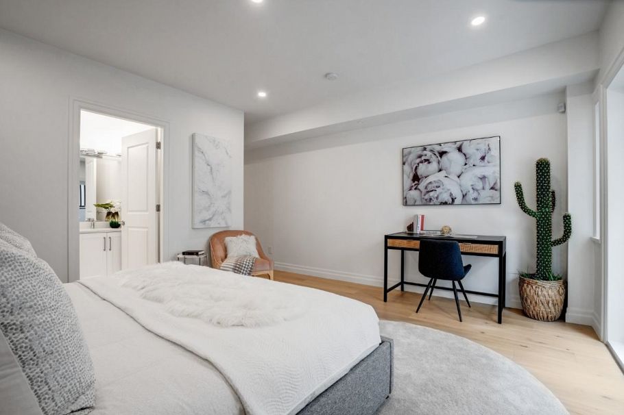 2012 W 15th Avenue Vancouver, BC - 26