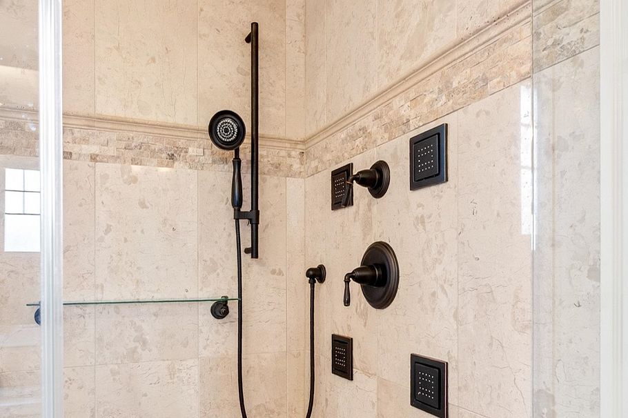 4532 W 15th Avenue Vancouver, BC - 25