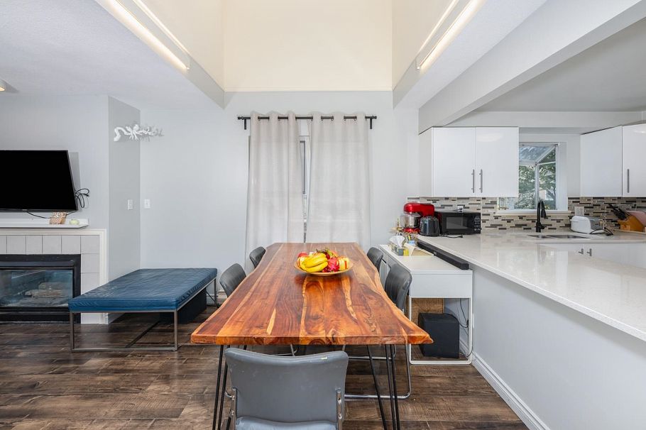 D 3439 E 43rd Avenue Vancouver, BC - 31