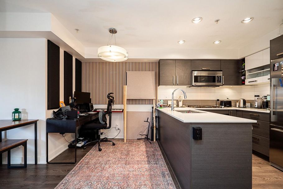 212 2858 W 4th Avenue Vancouver, BC - 6