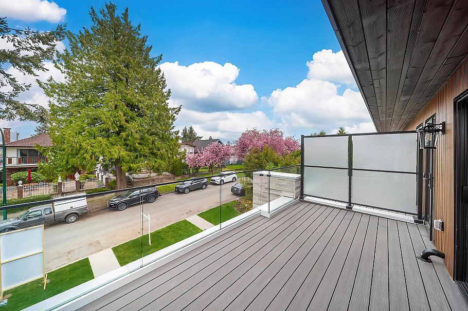 2 5595 Fleming Street Vancouver, BC - 25