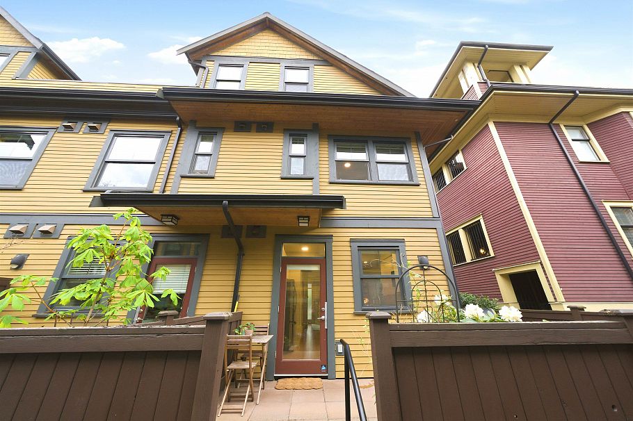 1837 Charles Street Vancouver, BC - 35