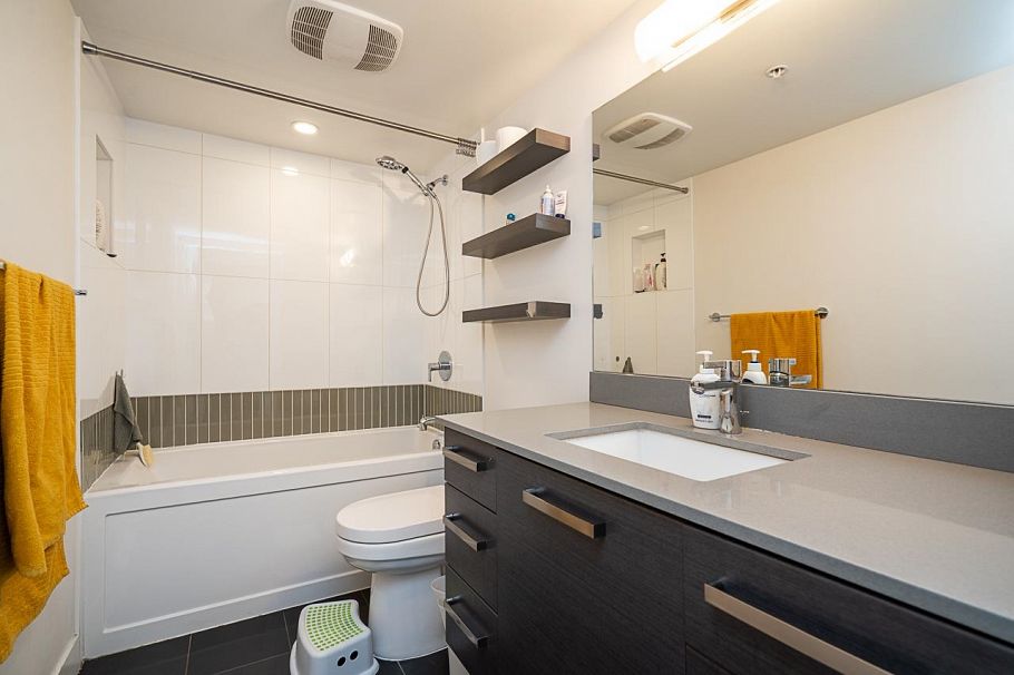 212 2858 W 4th Avenue Vancouver, BC - 19