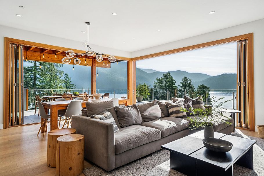 5577 INDIAN RIVER DRIVE, North Vancouver BC V7G 2T7 North Vancouver, BC - 7