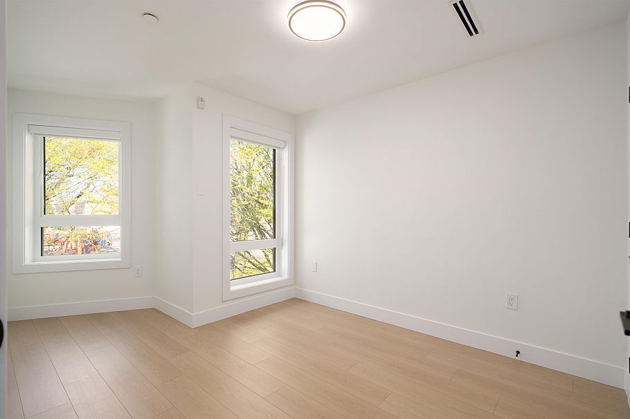 4830 Duchess Street Vancouver, BC - 19