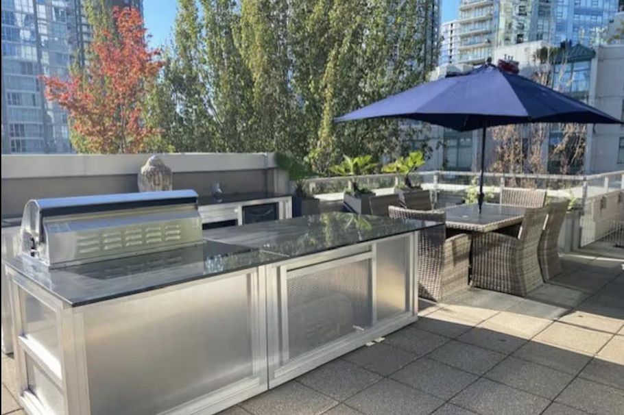 602 1388 Homer Street Vancouver, BC - 11
