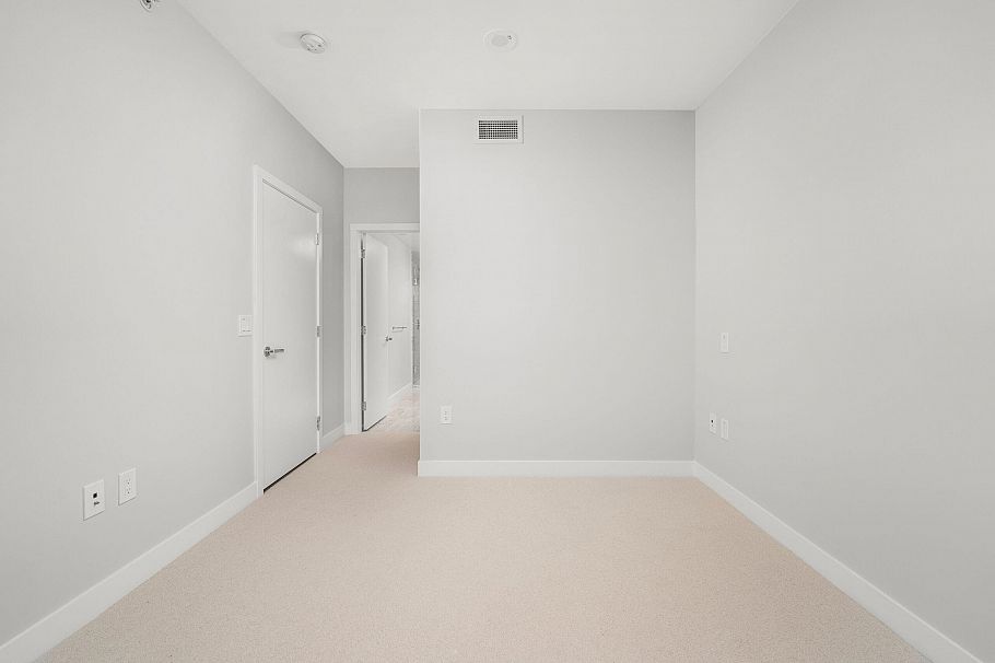 1303 5410 Shortcut Road Vancouver, BC - 9