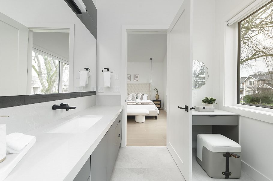 1 3232 W 38th Avenue Vancouver, BC - 14