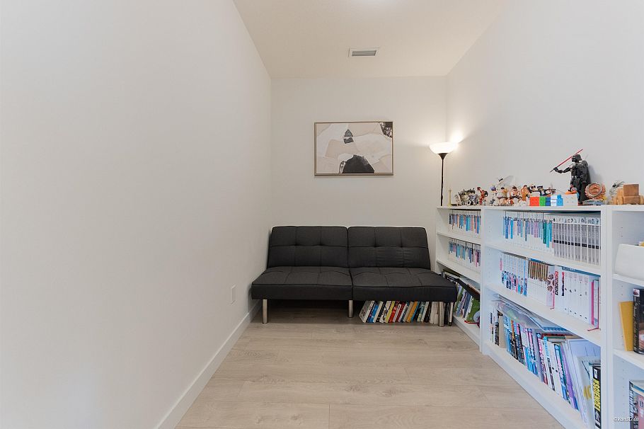 406 3581 Ross Drive Vancouver, BC - 18