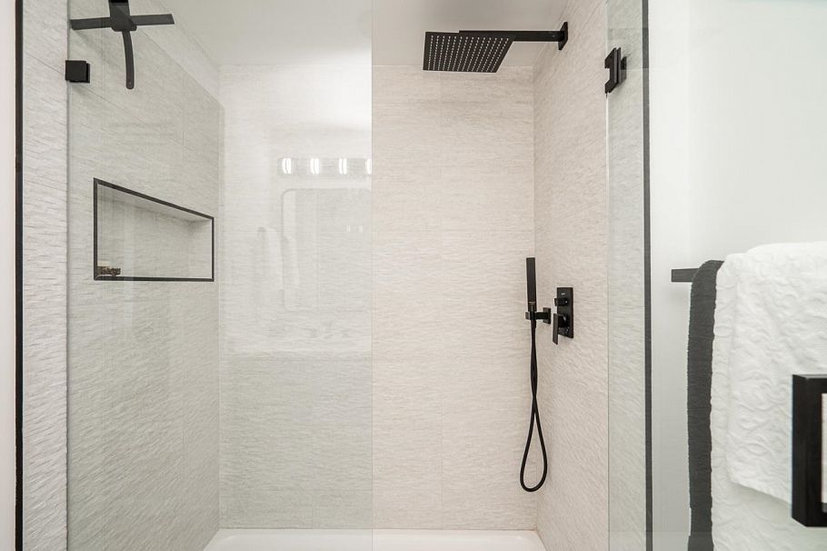 906 189 Davie Street Vancouver, BC - 25