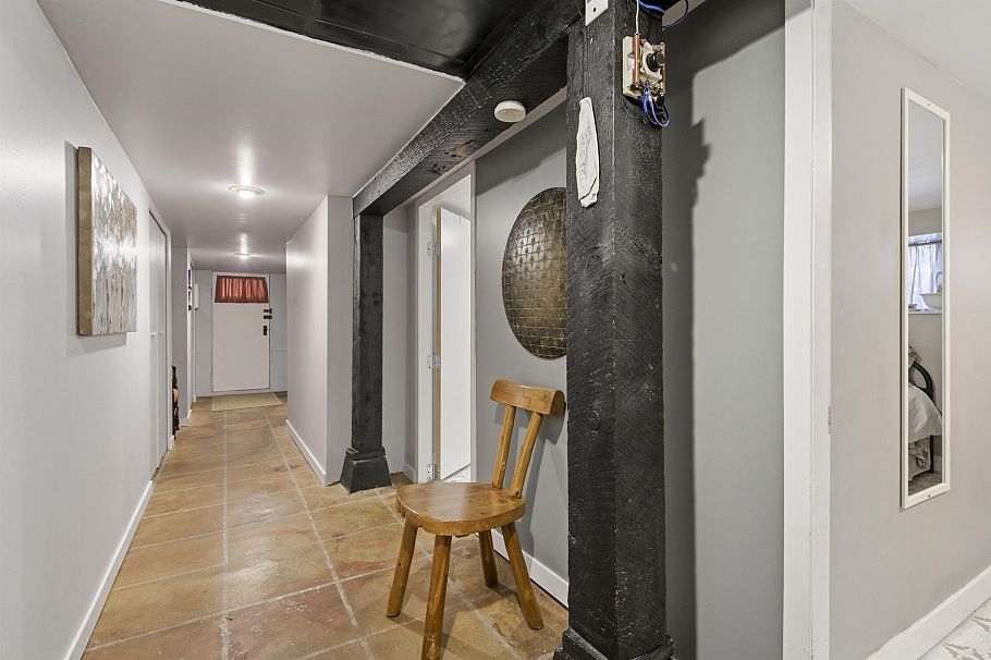 2029 Philip Avenue North Vancouver, BC - 24