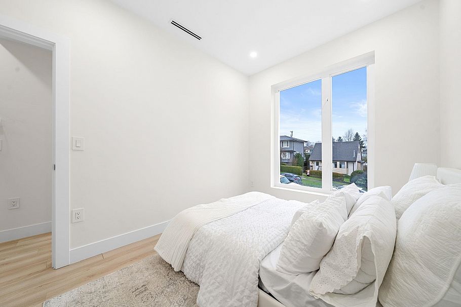 3 3581 Haida Drive Vancouver, BC - 30