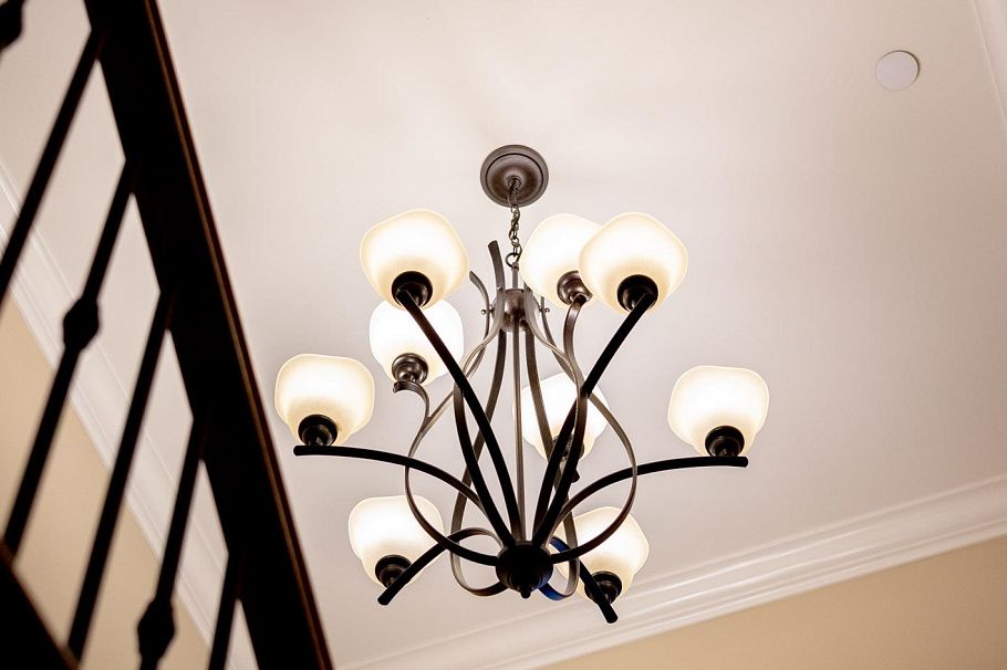 4532 W 15th Avenue Vancouver, BC - 20