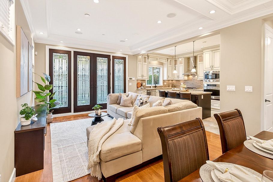 4532 W 15th Avenue Vancouver, BC - 11