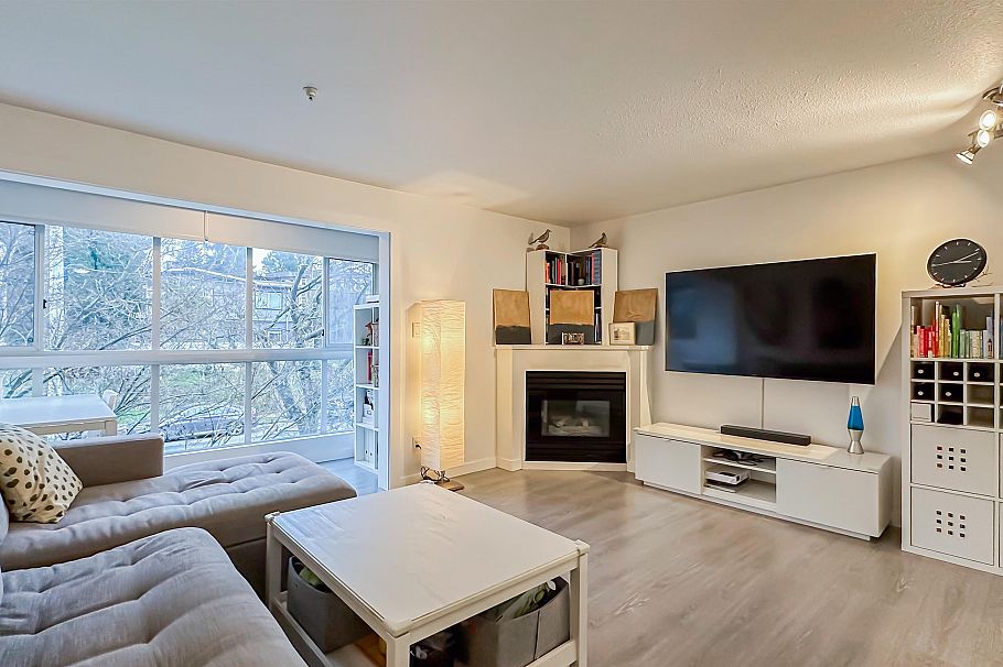 309 2211 Wall Street Vancouver, BC - 6