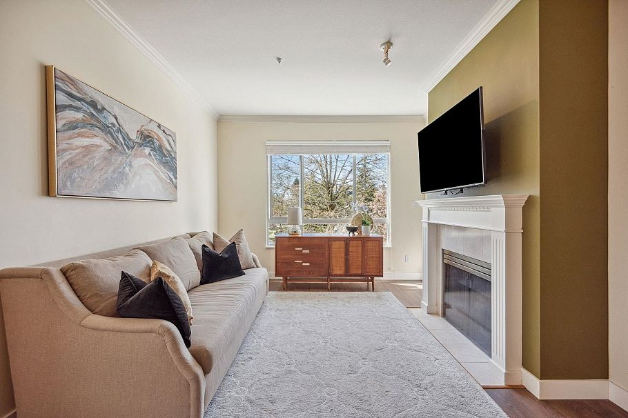 216 5735 Hampton Place Vancouver, BC - 2