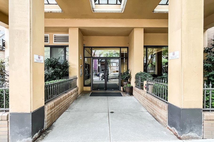 506 488 Helmcken Street Vancouver, BC - 20