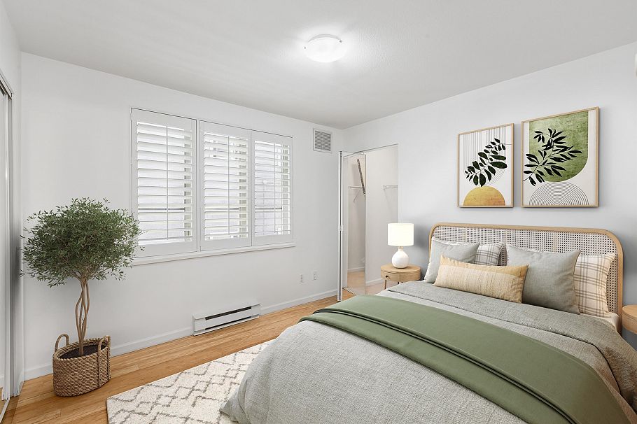 206 2490 W 2nd Avenue Vancouver, BC - 5