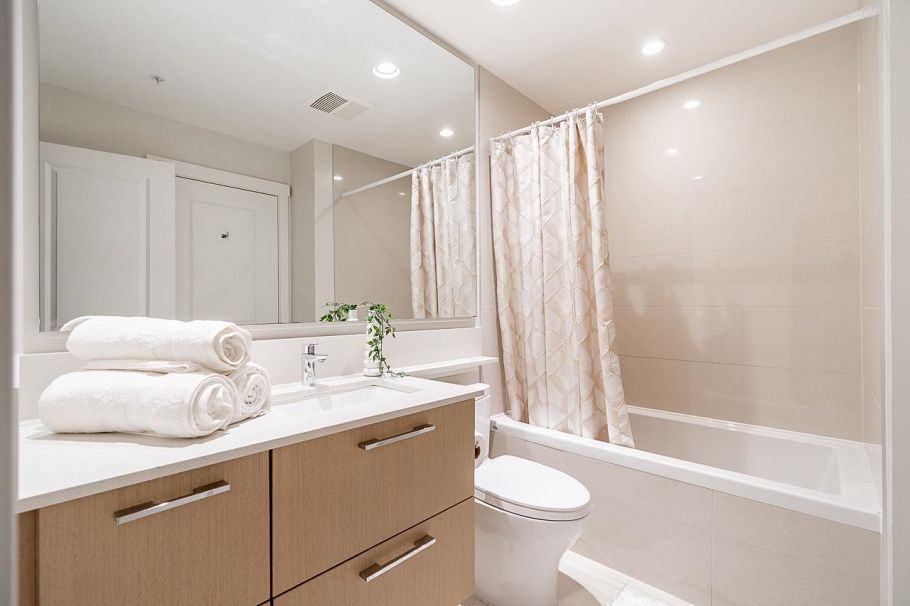 322 3563 Ross Drive Vancouver, BC - 18