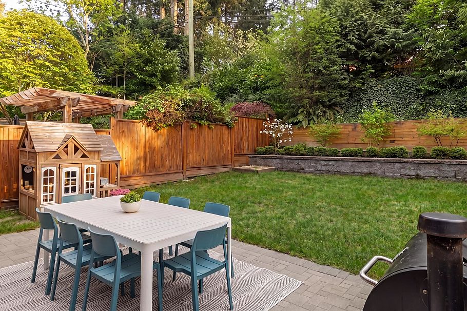 999 Canyon Boulevard North Vancouver, BC - 25