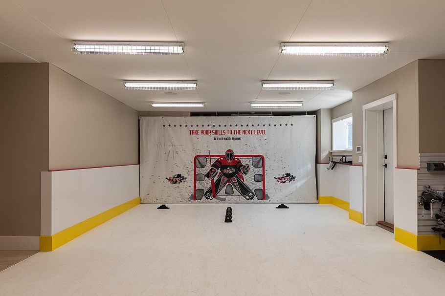 4230 Lions Avenue North Vancouver, BC - 14