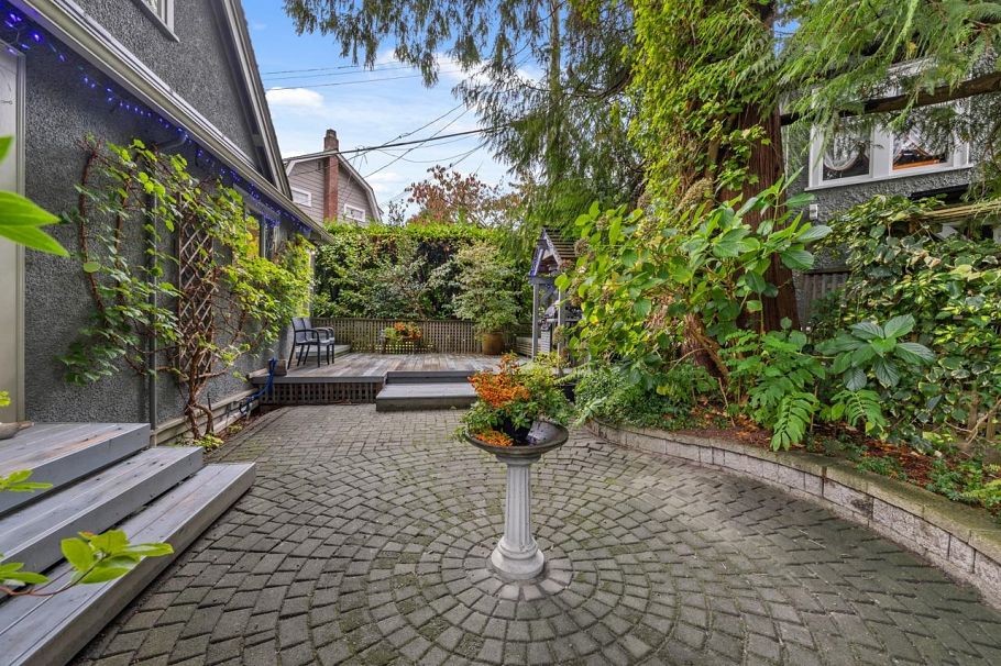 1926 Aspen Avenue Vancouver, BC - 34