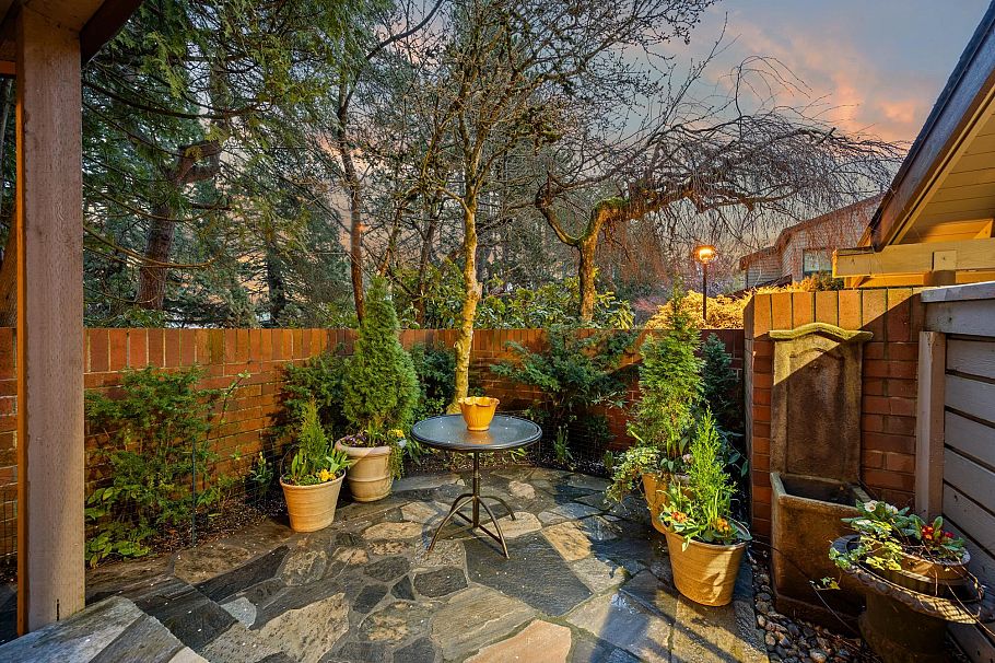 4005 Vine Street Vancouver, BC - 36