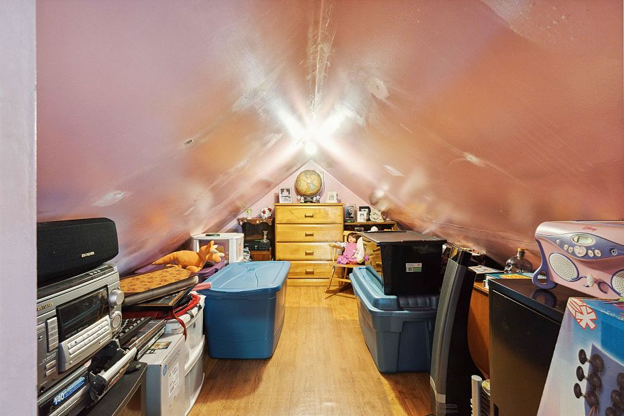 1649 Grant Street Vancouver, BC - 22