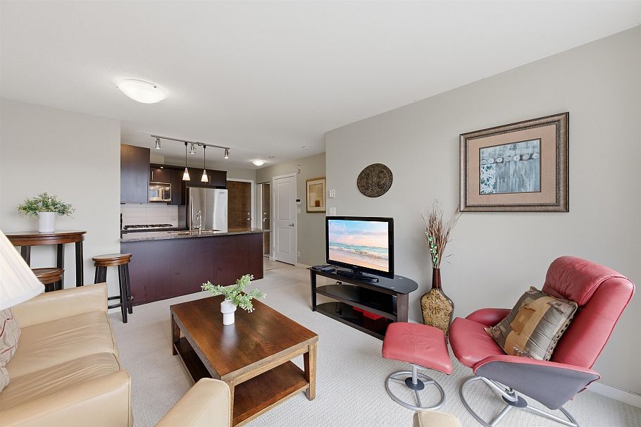 502 1650 W 7th Avenue Vancouver, BC - 3