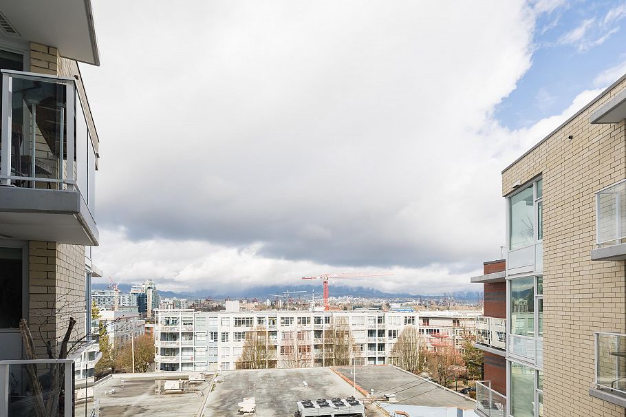 521 311 E 6 Avenue Vancouver, BC - 24