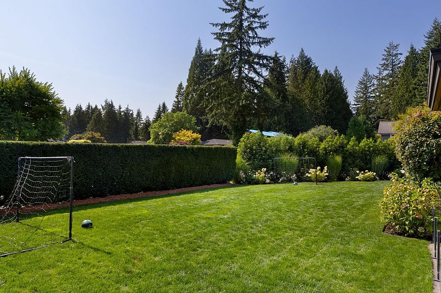 4230 Lions Avenue North Vancouver, BC - 20