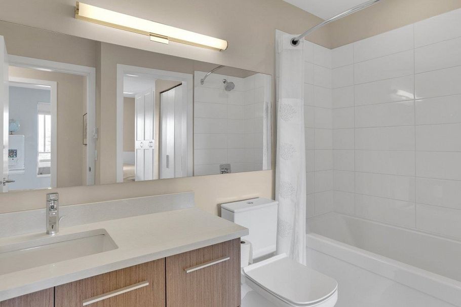 611 3462 Ross Drive Vancouver, BC - 17